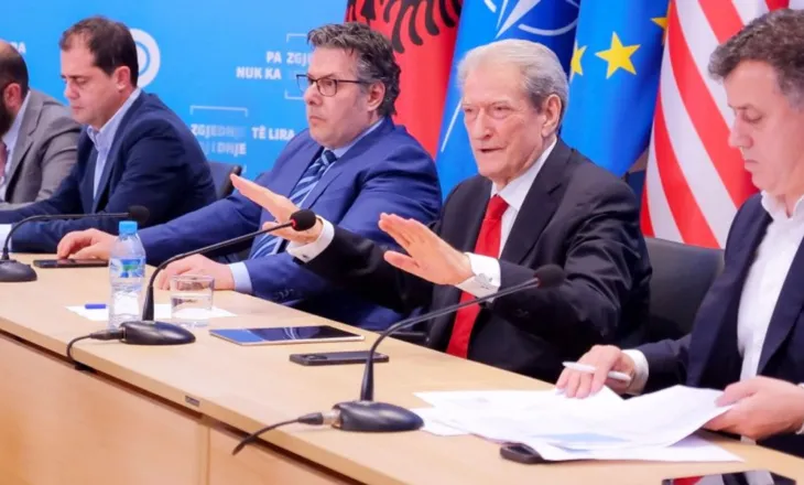 “Padrino i një organizate kriminale”/ Berisha shpërthen ndaj Ramës