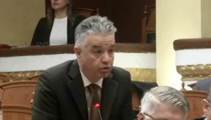 ‘Paketa ligjore që serviren në emër të BE, pa konsultime’/ Bozdo: Tërhiqni nga rendi i ditës, projektligjin për lobimin