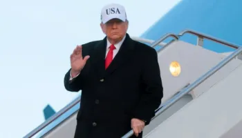 Panik në ajër! Air Force One pëson defekt, avioni me presidentin amerikan në bord ulet në…