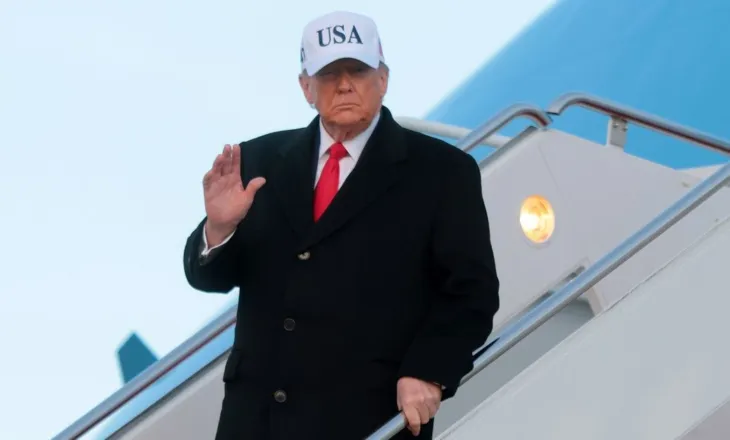 Panik në ajër! Air Force One pëson defekt, avioni me presidentin amerikan në bord ulet në…