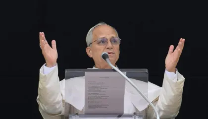 Papa Leoni XIV: Nuk duhet t’u besojmë “zëvendësuesve të lumturisë”, të gëzohemi nga dashuria e Zotit