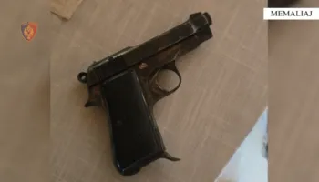 Parandalohet krimi në familje/ Dhunoi bashkëshorten dhe e kërcënoi se do ta vriste, arrestohet 53-vjeçari në Memaliaj