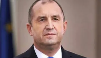 Pas 9 vitesh në detyrë, dorëhiqet presidenti i Bullgarisë: I pranoj gabimet e mia, demokracia duhet mbrojtur