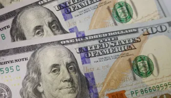 Pas Danimarkës, edhe Suedia braktis SHBA-të: Rrezikohet dollari dhe tronditet Wall Street