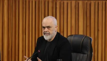 Pas grupit të PS, Rama mbledh sot kryebashkiakët në Golem