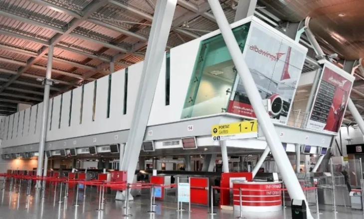 Pasaporta false, botoks dhe fillera kontrabandë…Operacion në Rinas, arrestohen 6 kinezë dhe 1 bjelloruse