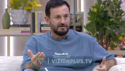 Pasi u dhunua, gazetari Elton Tozaj kërcënohet me benzinë te dera e shtëpisë