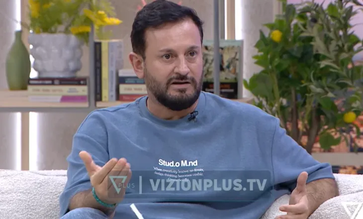 Pasi u dhunua, gazetari Elton Tozaj kërcënohet me benzinë te dera e shtëpisë