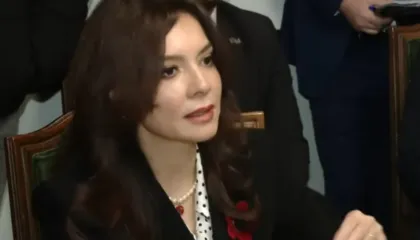 PD dhe PS bashkojnë votat në Kuvend/ Pjesëmarrja e Shqipërisë në Bordin e Paqes, Ministrja Spiropali: Garanci për orientimin euroatlantik të vendit