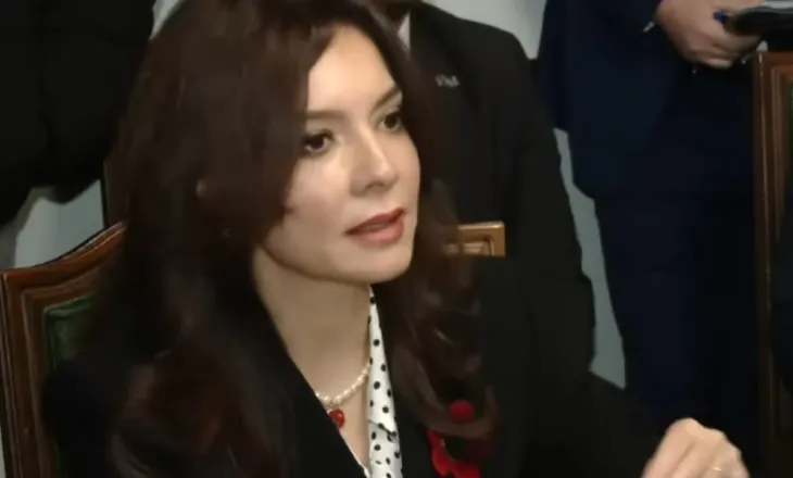 PD dhe PS bashkojnë votat në Kuvend/ Pjesëmarrja e Shqipërisë në Bordin e Paqes, Ministrja Spiropali: Garanci për orientimin euroatlantik të vendit