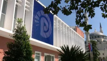 PD shkresë KLGJ dhe ILD: Irena Gjoka nuk mund të vazhdojë të qëndrojë në detyrë