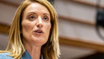 PE: BE duhet të rrisë presionin ndaj regjimit në Iran