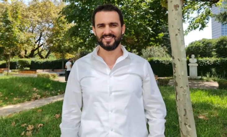 Pendohet Lapaj për futjen e familjarëve në lista: U bë me qëllim të mirë, të kthehesha pas nuk do ta bëja