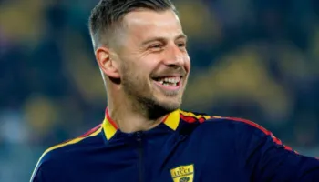 Përfundojnë negociatat me Ramadanin, mesfushori shqiptar është gati të hedhë firmën në kontratë