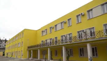 Përfundon rikonstruksioni i konviktit “Ymer Tola” standarde moderne për jetesë dhe studim