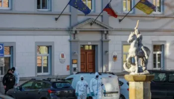 Përgjaken ambientet e bashkisë Chribska në Çeki/ Një person plagos 6 veta dhe i jep fund jetës