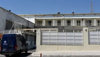 Përgjaket burgu/ I burgosuri  vret shqiptarin pas një sherri (Detaje)