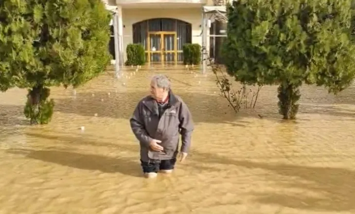 Përmbytje të rënda në Rrogozhinë: Banorët denoncojnë dëme kolosale dhe mungesë ndërhyrjeje