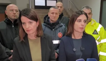 Përmbytjet masive në Durrës, evakuohen 90 banorë nga Katundi i Ri dhe Sukthi