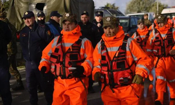 Përmbytjet, Ministria e Mbrojtjes: Mbi 155 efektivë në terren dhe dhjetëra mjete në ndihmë të qytetarëve