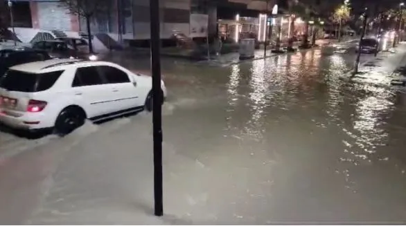 Përmbytjet në Hamallaj/ Berisha nxjerr videon: Pompat u vodhën nga patronazhistët