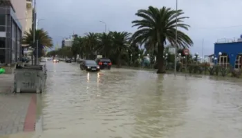 ‘Përmbytjet në Sukth’, banorët: Qeveria na ka braktisur, kërkojmë ndërhyrje urgjente. Do vazhdojmë me protestat!