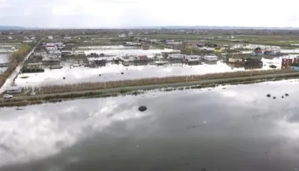 ‘Përmbytjet po nxjerrin llumin e korrupsionit’, Gjoni: Rama mendon vetëm si t’i shpëtojë ndëshkimit