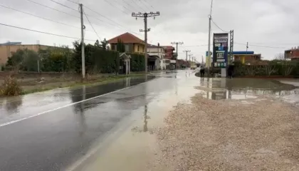 Përmbytjet/ Shkon në 667 numri i banorëve të evakuuar, si është situata në Durrës