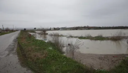 Përmbytjet, si paraqitet situata në Durrës