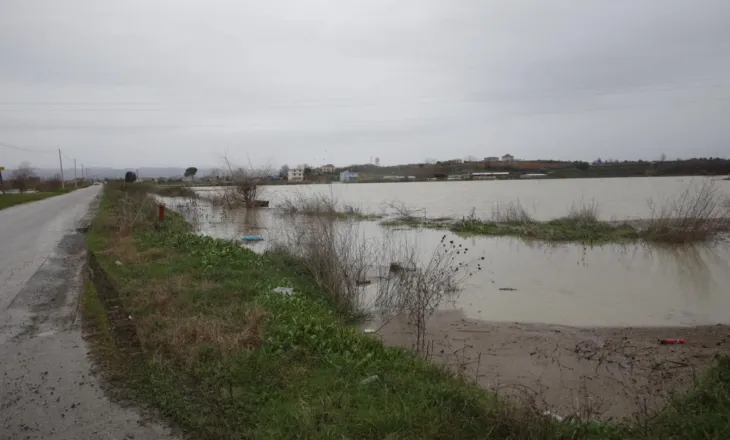Përmbytjet, si paraqitet situata në Durrës