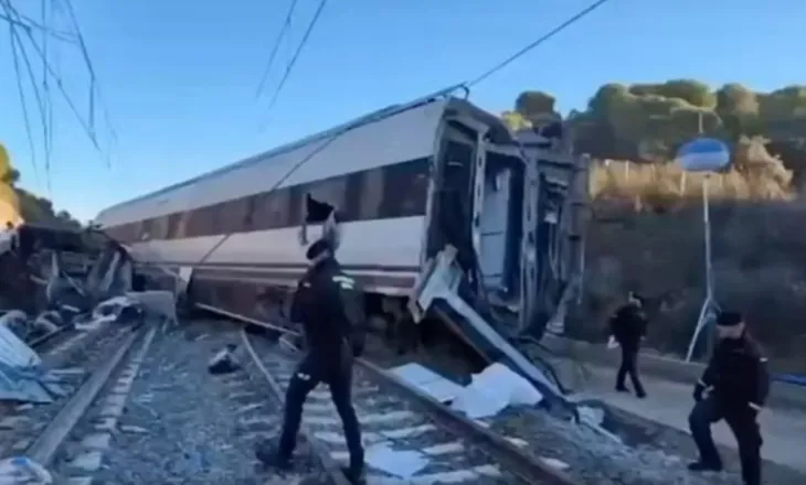 Përplasja e dy trenave në Spanjë/ Shkon në 41 numri i viktimave, vijon kërkimi për trupat e tjerë
