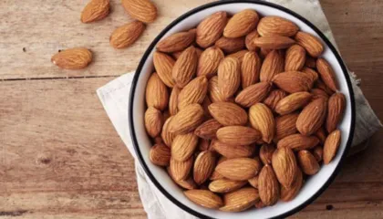 Përse duhet të konsumoni bajame për shëndetin e flokëve dhe lëkurës