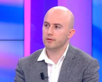 Përshkallëzimi i protestave/ Krisafi: Regjimi iranian po lëkundet. Strategjia e SHBA, për të kufizuar ndikimin kinez