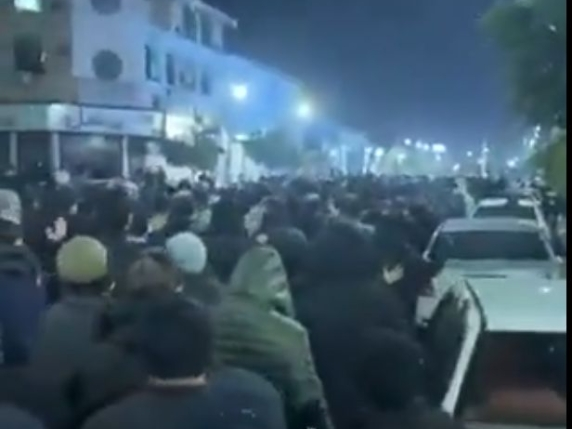 Përshkallëzohen protestat! Irani në ‘blackout’, dhjetëra të vrarë dhe mijëra të arrestuar