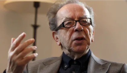PERVJETOR – Ismail Kadare, kolosi i letërsisë shqiptare, sot do të festonte 90 vjetorin e lindjes…