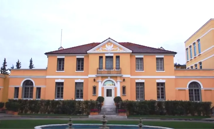 Pezullimi i vizave emigruese për Shqipërinë, Ambasada Amerikane sqaron vendimin e presidentit Trump