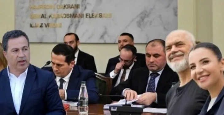 Piruetat/ Si po e zvarit Rama dorëzimin e Ballukut