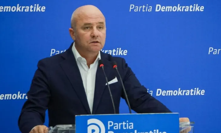 Po dridhja cigaren kur u godita/ Strazimiri: Në protestë u shenjestruan drejtuesit e opozitës