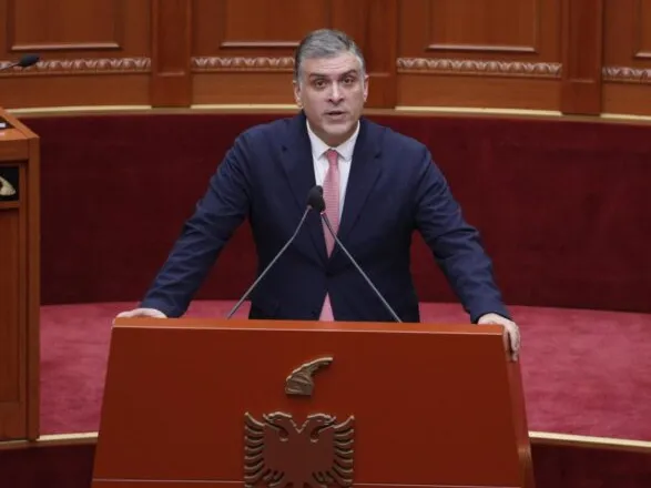 ‘Po falni pronat e ushtrisë te Ron Yeffet, i hetuar nga NATO’, Blushi: Korrupsioni po cënon sigurinë kombëtare