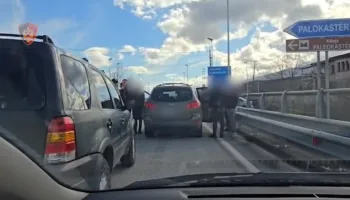 Po transportonin 34 kg kanabis, arrestohen 2 persona në Gjirokastër