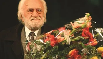 “Po unë, kisha vdekur?”, djali i Kadri Roshit reagon pas dëshmisë se aktori kërkoi lëmoshë në fund të jetës