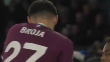 “Po ushqehet me mbeturina”! Armando Broja zhytet në mendime në stol, trajneri i Burnley i habiti të gjithë me ndërrimin