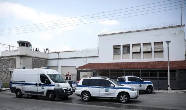 Policia kontrolle në burgjet greke pas vrasjes sw Jani Aliaj dhe plagosjes së një tjetër shqiptari