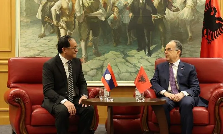 Presidenti Begaj pranon Letrat Kredenciale të Ambasadorit të Laosit: Rëndësi të veçantë bashkëpunimit ndërkombëtar