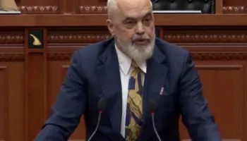 Presion i hapur/ Rama në Kuvend: Do ngrini kartonin me votën tuaj dhe do miratoni Bordin e Paqes dhe mua si përfaqësues
