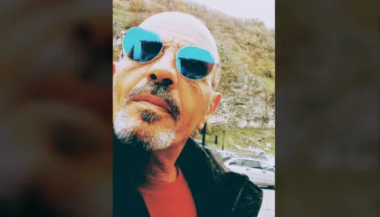 “Pritje e ëmbël”, poezi nga Sadedin Mezuraj