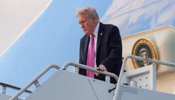 Probleme teknike në Air Force One, Trump detyrohet të kthehet mbrapsht