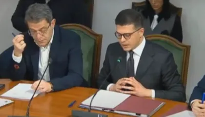 Projektligji për import-eksportin e armëve, Vengu e sqaron në Komision: Rreziku s’vjen vetëm prej tyre, jemi në një realitet të ri sigurie