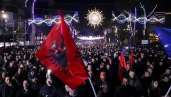 Protesta/ Berisha: Vërshim i papërmbajtur drejt Tiranës, ora 17:00 është ora e opozitës!