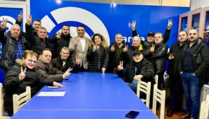 Protesta e 24 janarit/ Këlliçi fton qytetarët: Demokratët janë në këmbë, do jetë bashkim historik